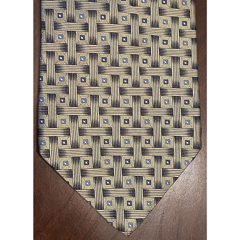 Club Room Gold Blue 100% Imported Men’s Neck Tie Made In Usa